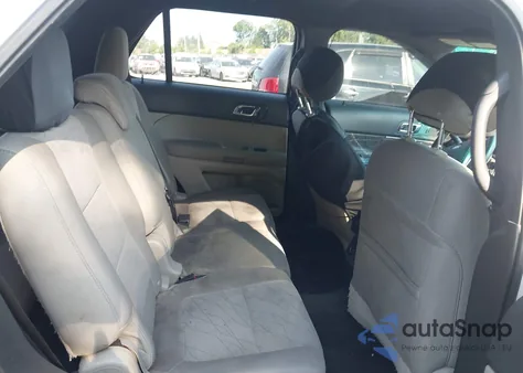 2014 Ford Explorer из США, поврежденный, VIN 1FM5K8B81EGA67136